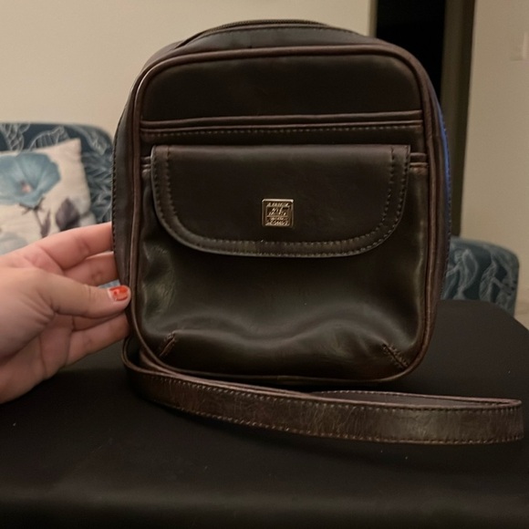 Liz Claiborne shoulder bag - Picture 2 of 8